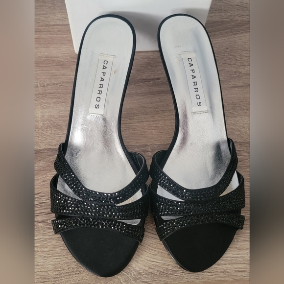 CAPARROS Shoes - Picture 1 of 4